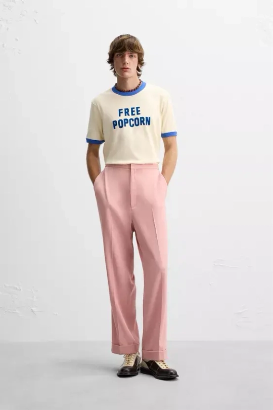 ZARA Х HARRY LAMBERT ФУТБОЛКА С КОНТРАСТНОЙ НАДПИСЬЮ, ЖЕЛТОВАТО-БЕЛЫЙ