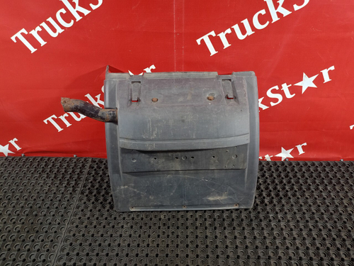 Крыло заднее правое задняя часть