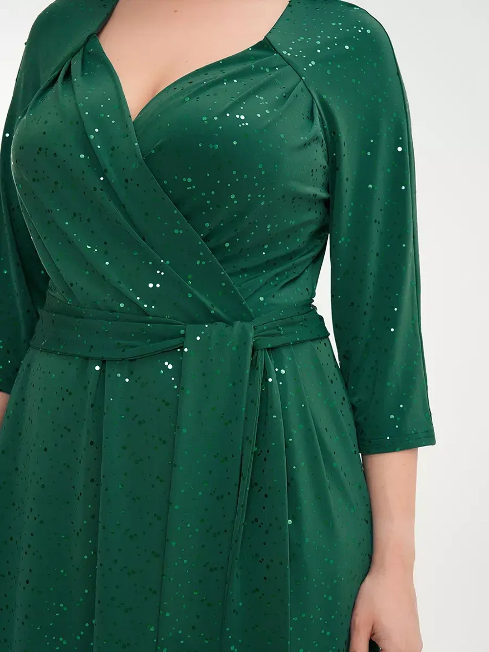 Платье праздничное с пайетками