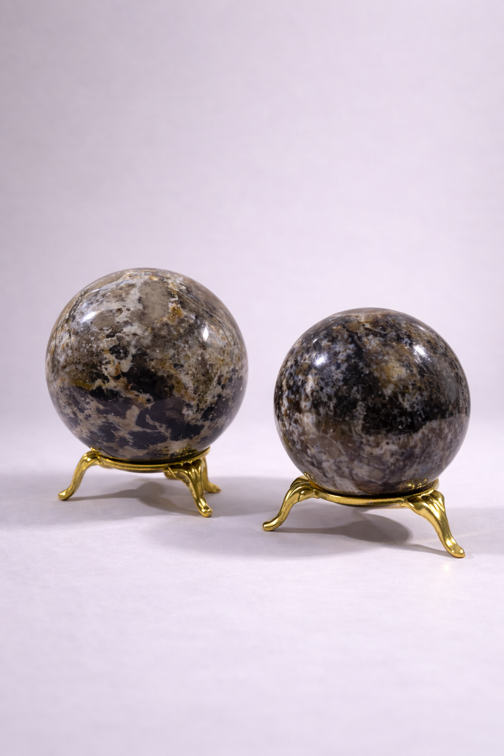 Шар из черного опала