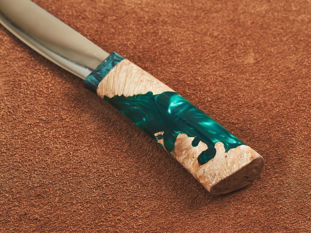 Якутский нож "Амга", сталь Х12МФ, рукоять стабилизированная карельская береза / акрил изумруд