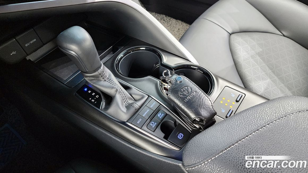 Toyota Camry (XV70) 2.5 XSE Hybrid (09.2021)