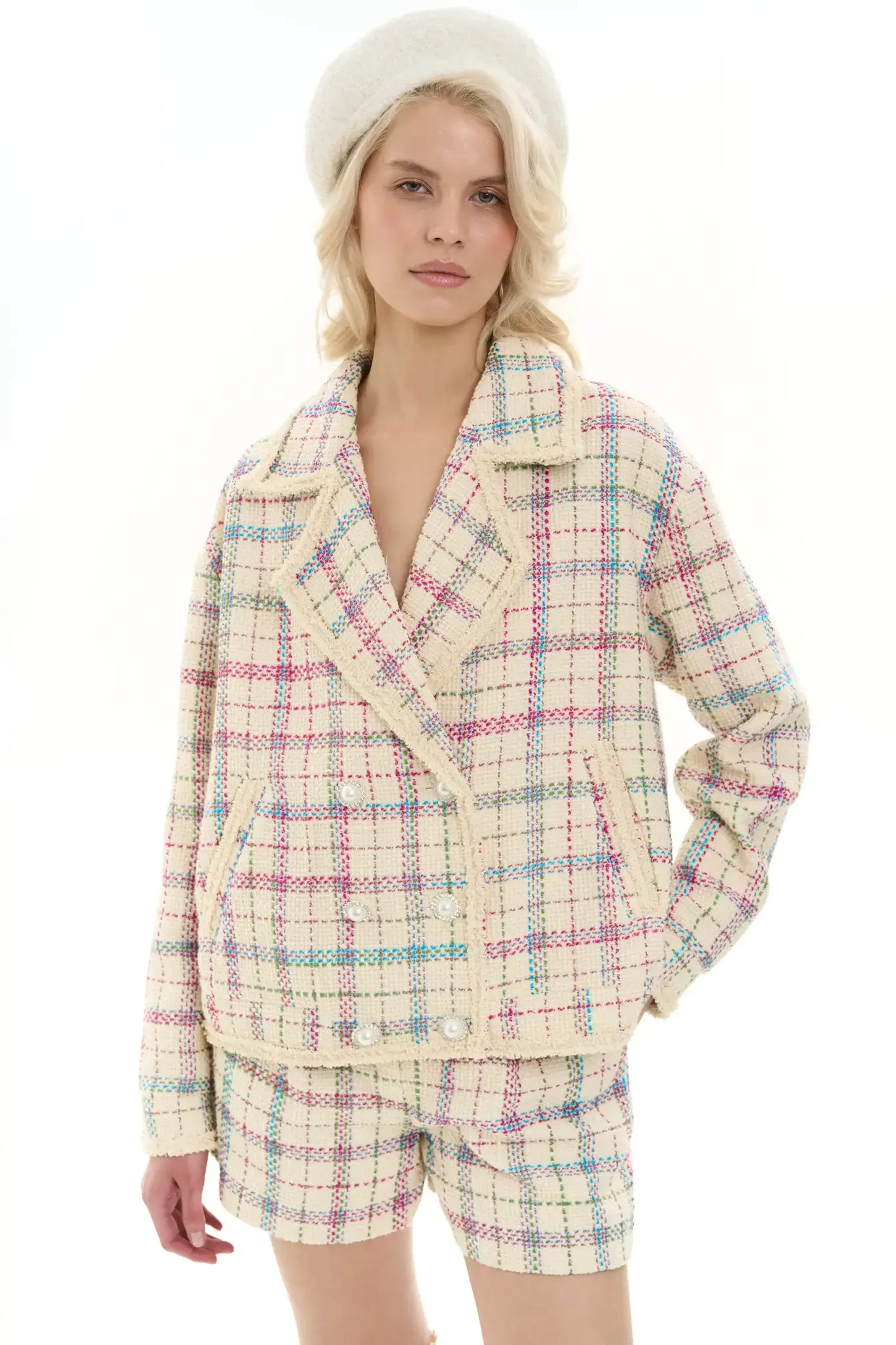 Жакет-бомбер кремовый