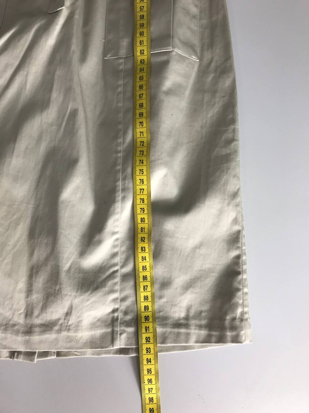 Платье H&M для делового образа, маркировка 34, визуально на 40 размер