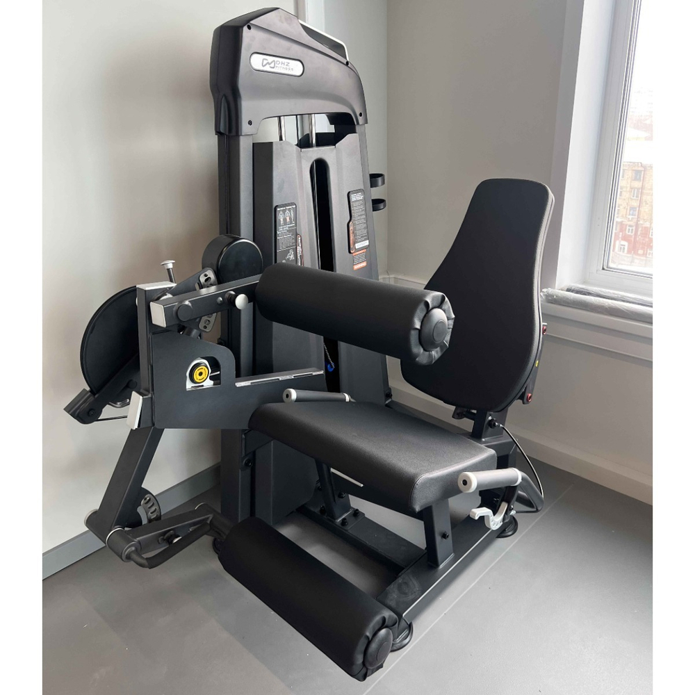 U3086C (E3086) Разгибание/Сгибание ног сидя. Стек 110  кг