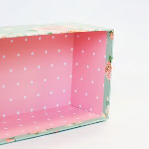 Коробка Especially Pink 1