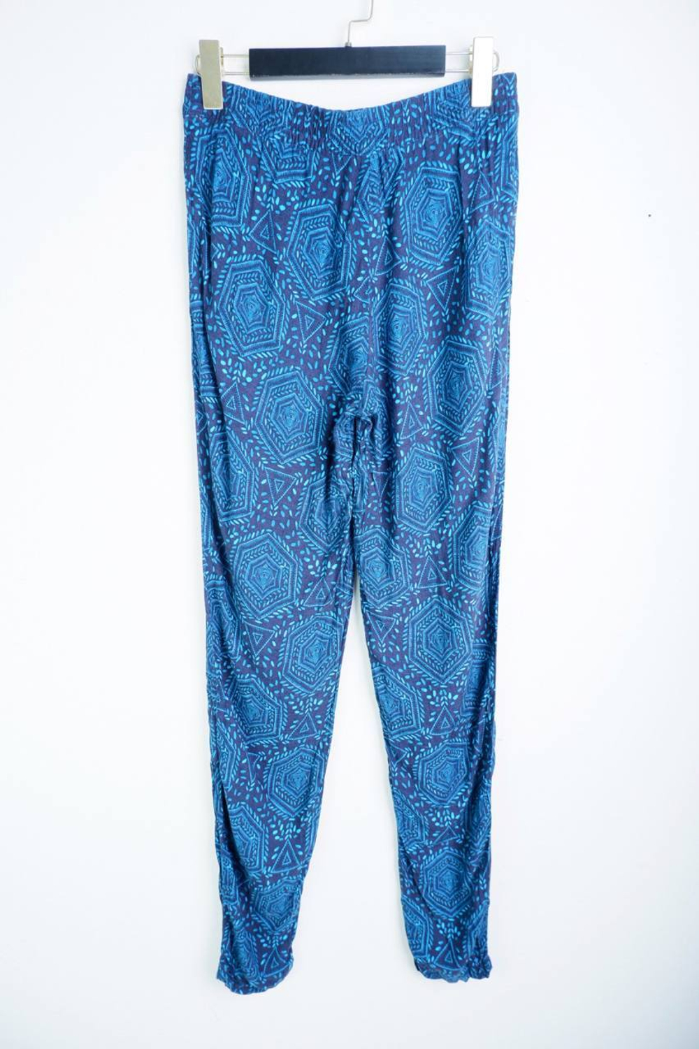 Брюки H&M из вискозы, маркировка 36, визуально на 42 размер