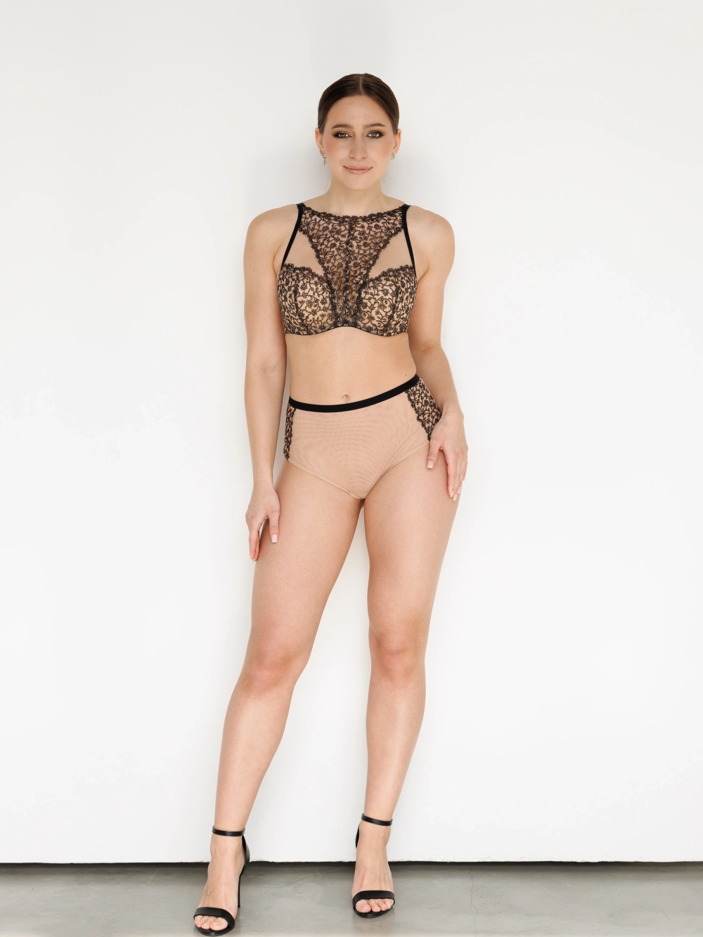 Трусы Zebra бразилиана с высокой линией талии (скин/черный)