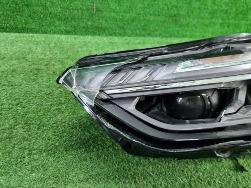 Битая Фара левая Audi Q5 2 80A (2020-н.в.) LED