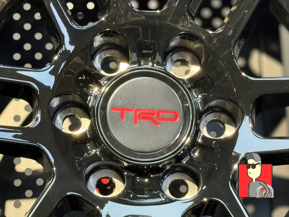 Комплект дисков Fuel Off-Road Charger TRD H883F 17x8 et5 6x139.7