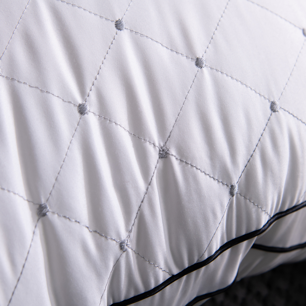 Подушка Nano Touch черный кант Z59