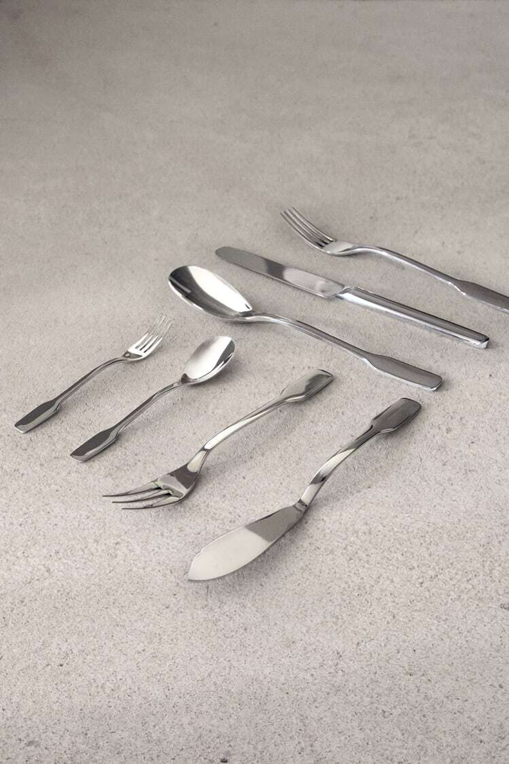 ZARA HOME НАБОР ИЗ ДВУХ ДЕСЕРТНЫХ ВИЛОК, СТАЛЬНОЙ