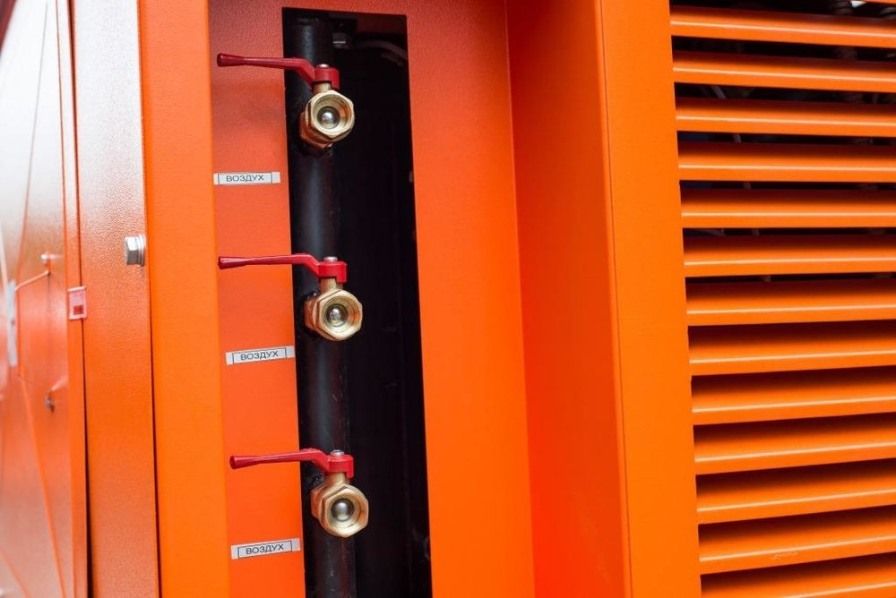 Станция воздушно-компрессорная шахтная ЗИФ-ШВ 6/0,7 Т (1140; 660 В, на скатах)