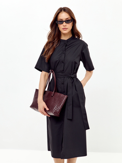 Платье-рубашка прямого силуэта