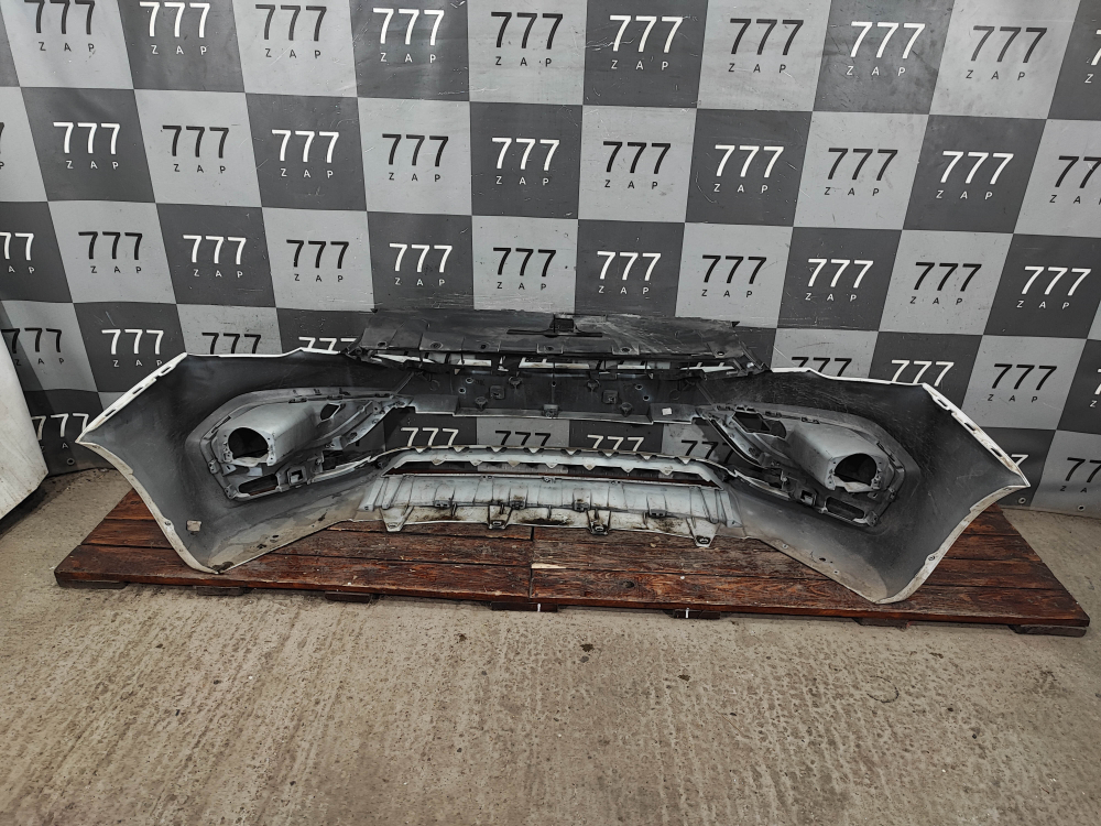 Бампер передний LADA Vesta 22-нв Б/У Оригинал 8450040054