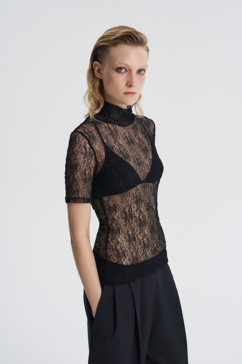 Топ из жатой сетки