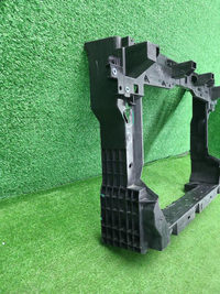 Телевизор Hongqi HS5 (2019-н.в.)