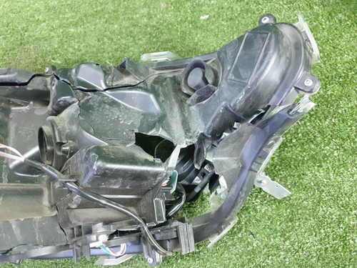 Битая Фара левая Toyota RAV4 5 XA50 (2018-н.в.) LED