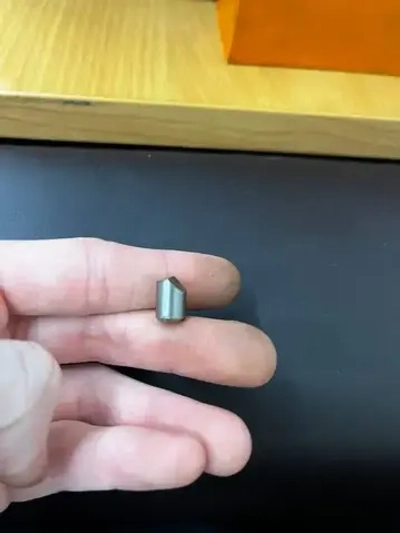 Вставка эльборовая ИС-200.00.03 Ф8 L12 правая 45/15