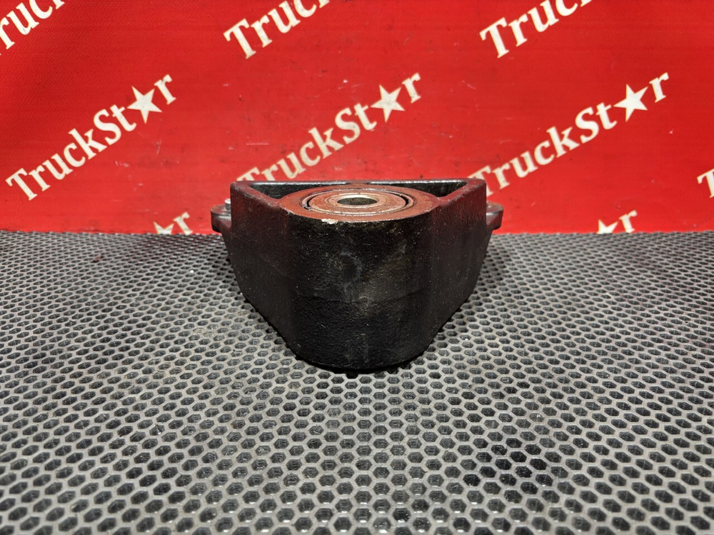 Кронштейн рессоры передней 2024г