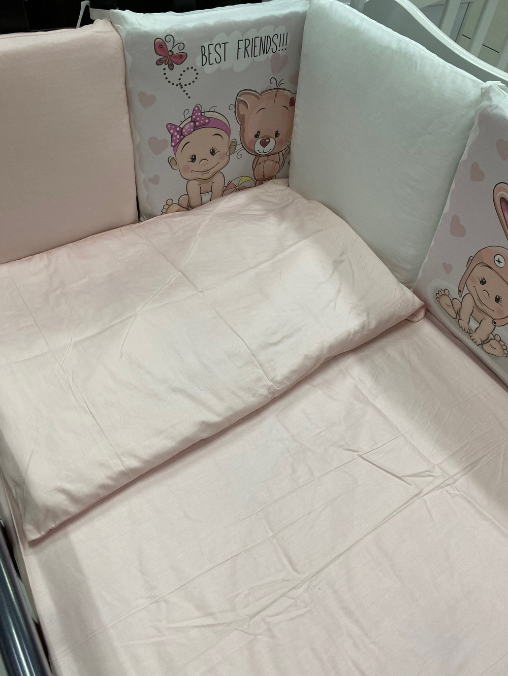 Комплект в кроватку 6-ти предметный (подушечки 17 предметов) "Детская история" Девочка сатин