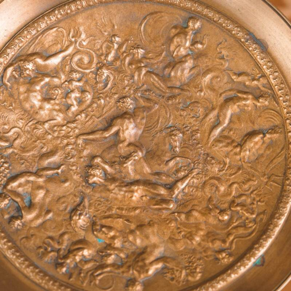 Ваза-тацца с мифологическим сюжетом