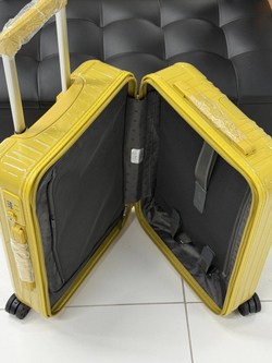 Дорожный чемодан Rimowa