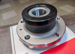 Ступица задняя с подшипником FAG