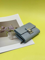 Кошелек Louis Vuitton