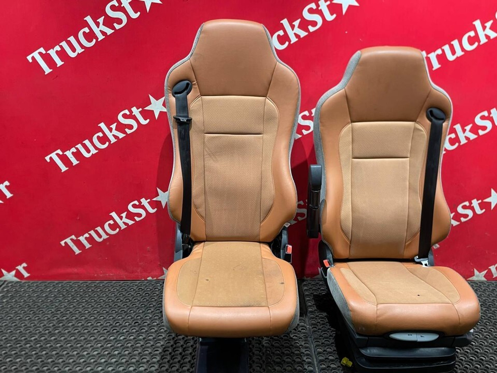 Комплект сидений 2024г