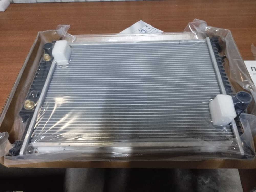 Радиатор охлаждения BMW 3-Series E36