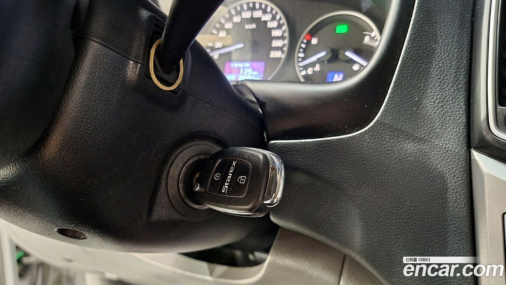 Hyundai The New Grand Starex Van 3-х местный (12.2019)