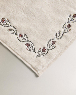 Zara Home - Полотенце для ванной с вышивкой крестиком, белый, 90х150 см