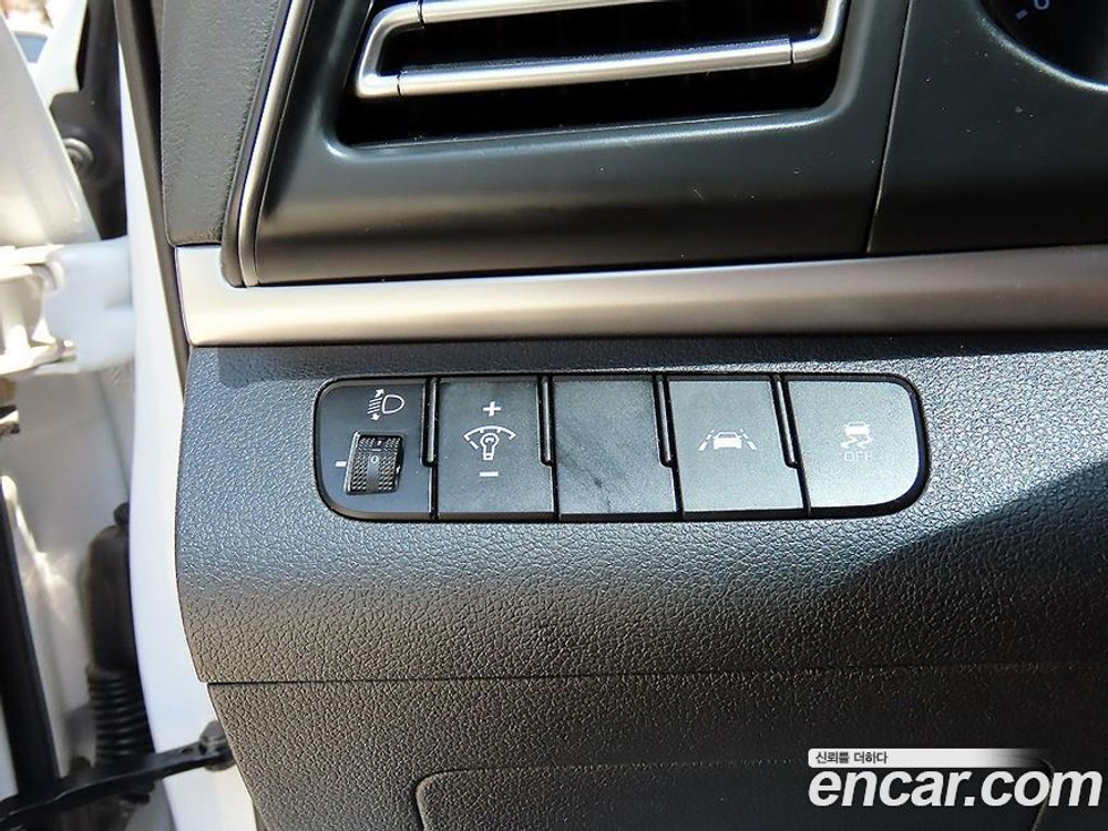Hyundai The New Avante AD 1.6 (01.2020)