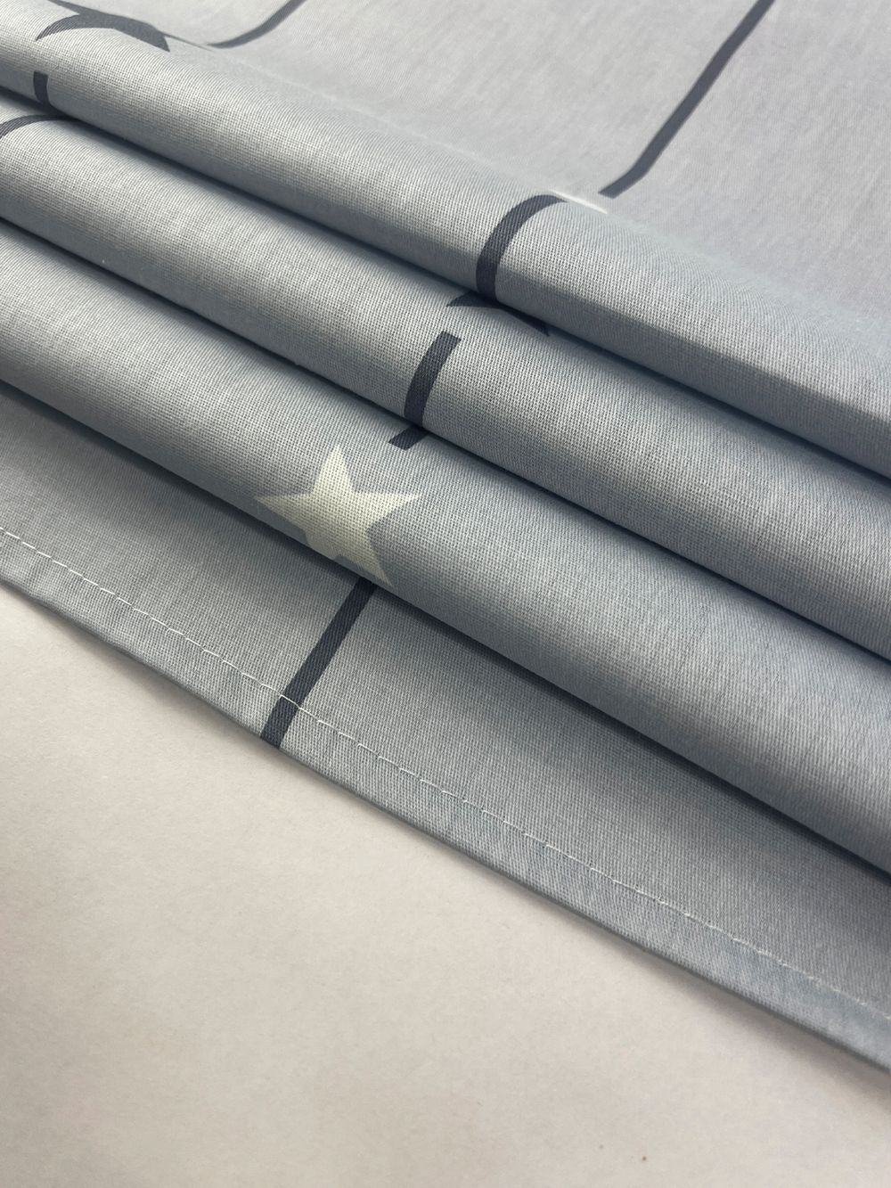 Постельное белье "Созвездия/Созвездия (компаньон)" семейное наволочки 50х70 2шт Простынь на резинке 160х200 см Пододеяльник 145х215 см(2шт) Сказка сатин