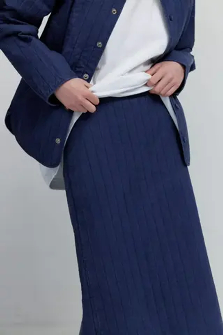 Стеганая юбка из синего вареного хлопка