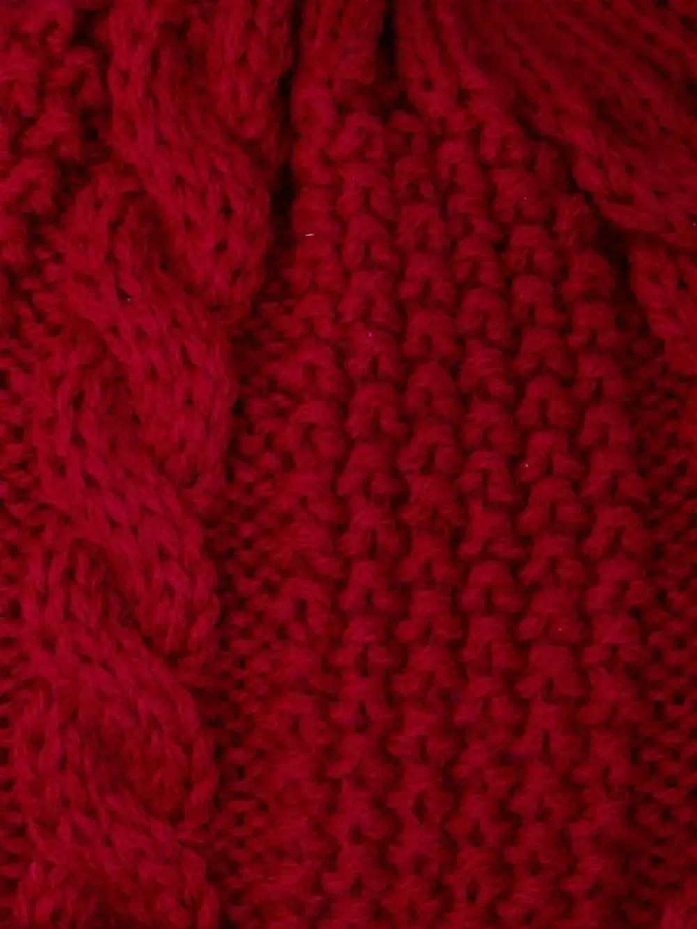 Шапка вязаная демисезонная на завязках