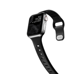 Спортивный ремешок Nomad Sport Slim Band для Apple Watch 38, 40, 41 и 42 мм Водостойкий ремешок из фторэластомера с застёжкой pin-and-tuck из нержавеющей стали. На запястье обхватом 135–175 мм
