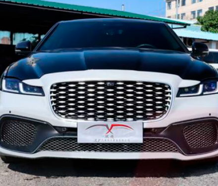 Обвес в стиле Maybach для Jaguar XF 2020-2024 Ягуар