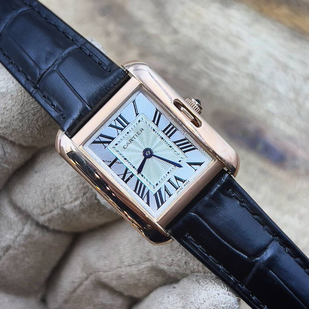 Часы Cartier
