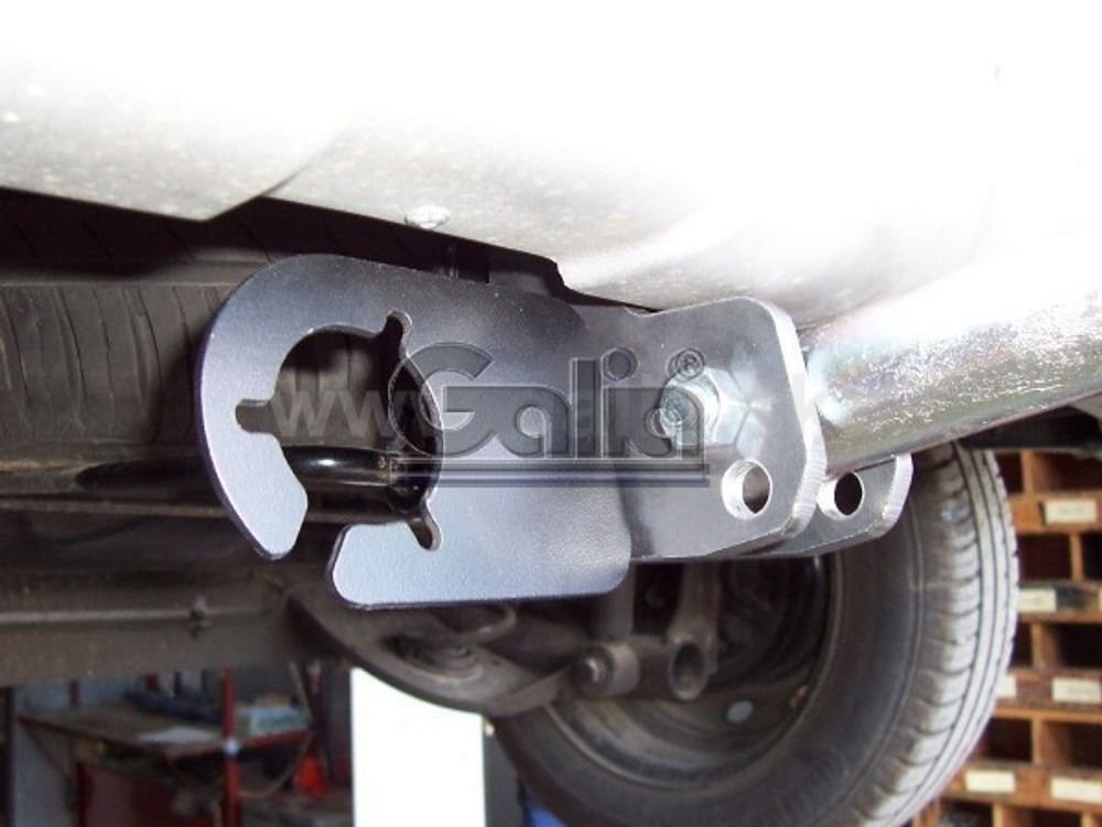Фаркоп оцинкованный Galia D040A для Renault Sandero 2009-2014, Sandero Stepway 2010-2014(паспорт и сертификат в комплекте)(без электрики)