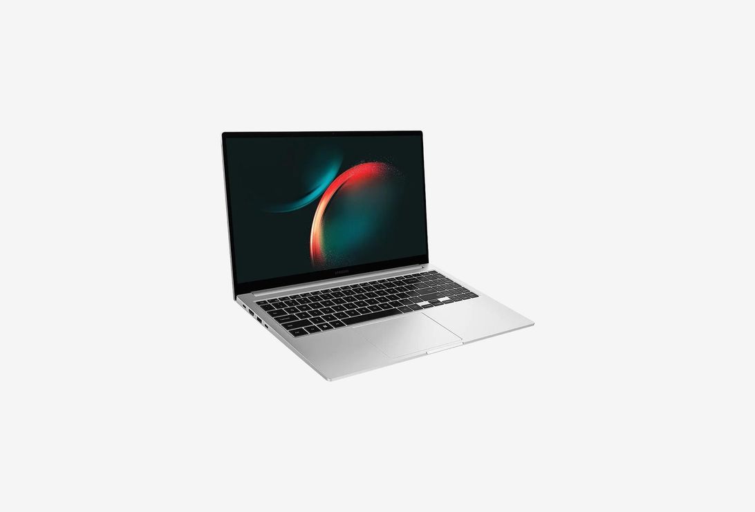 NP754XFG-KB2US_0225705080015