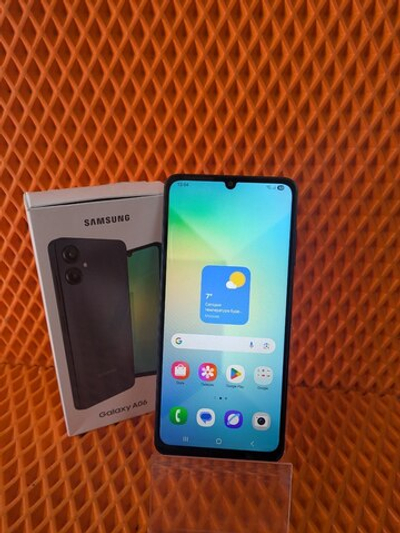 Смартфон Samsung A06 4/64