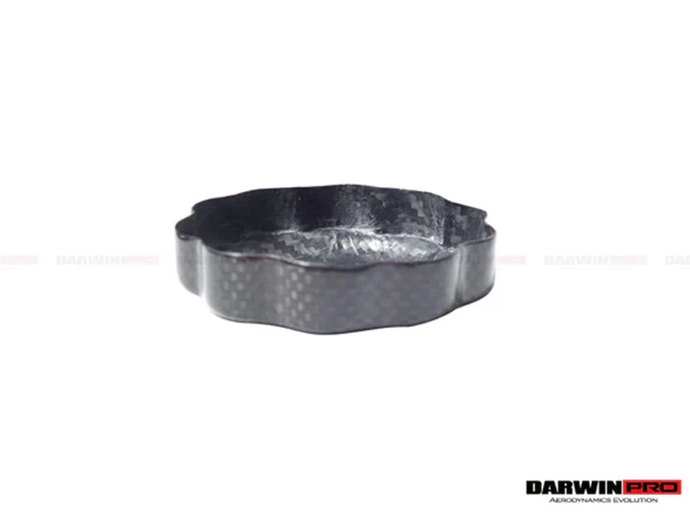 Карбоновая крышка маслозаливной горловины в заводском стиле для FERRARI SF90 STRADALE Феррари OEM