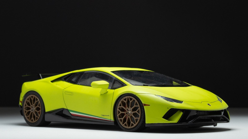 Краска лаковая HobbyLink Lamborghini Verde Shock HP-1102