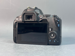 Canon 250D Body 9000 кадров