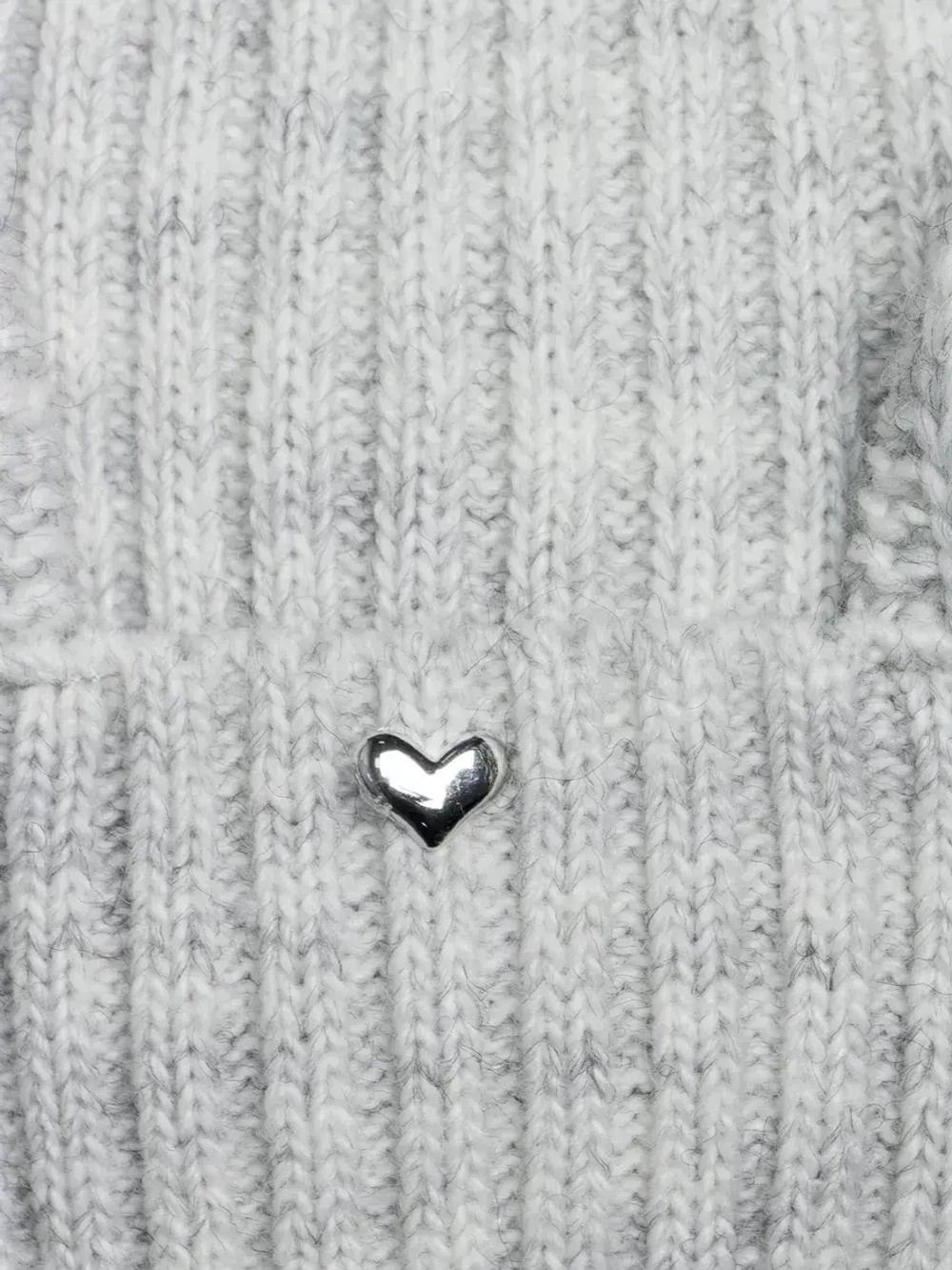 Шапка зимняя с помпоном и ушками для девочки