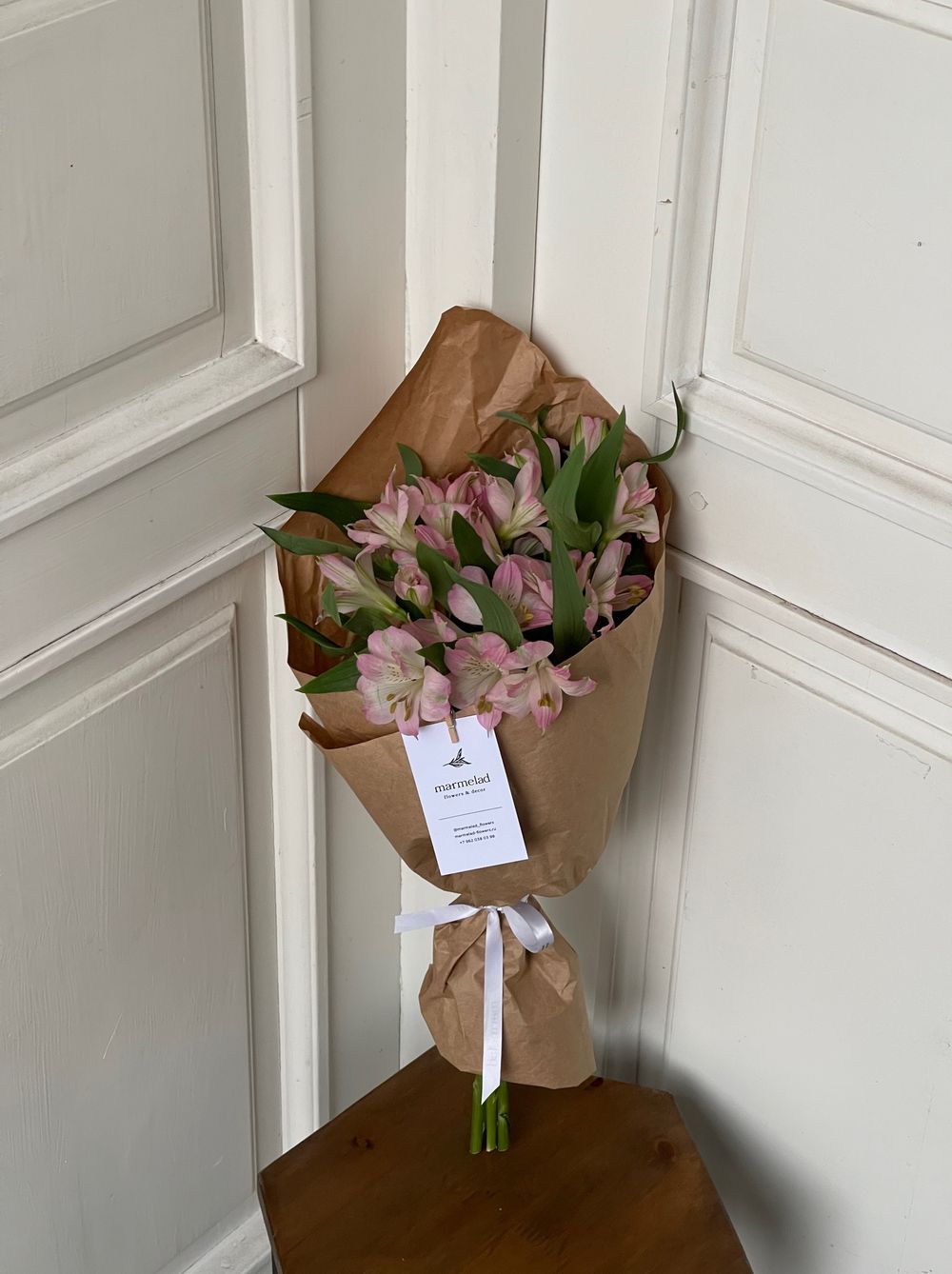 Букет из альстромерии