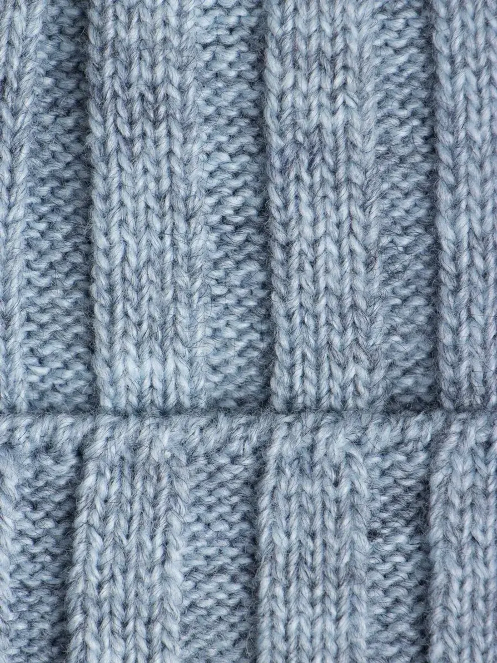 Шапка для мальчика зимняя и снуд