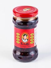 Соус Lao Gan Ma из черных соевых бобов и чили, 280 г